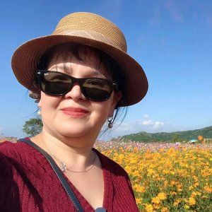 Meet your Posher, Thu hang